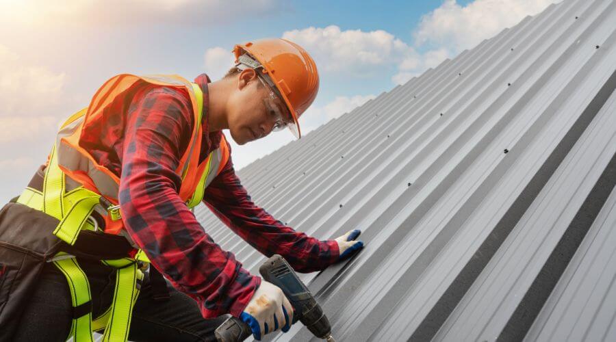 GAF certified roofer in Clarendon Hills, IL